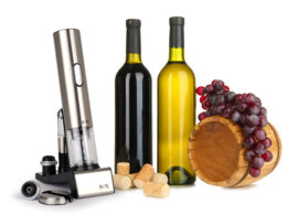 Here are two luxury wine gifts to make a very special Christmas