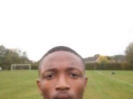 Derek Adu takes medical at Heerenveen Football Club