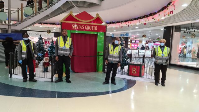 COMMUNITY COMES FIRST THIS CHRISTMAS AT THE MALL WOOD GREEN