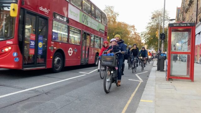 london bike cycle lane