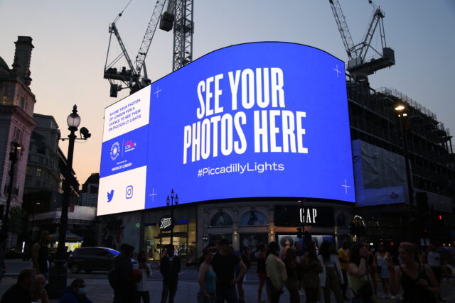 Piccadilly Lights Let's Do London