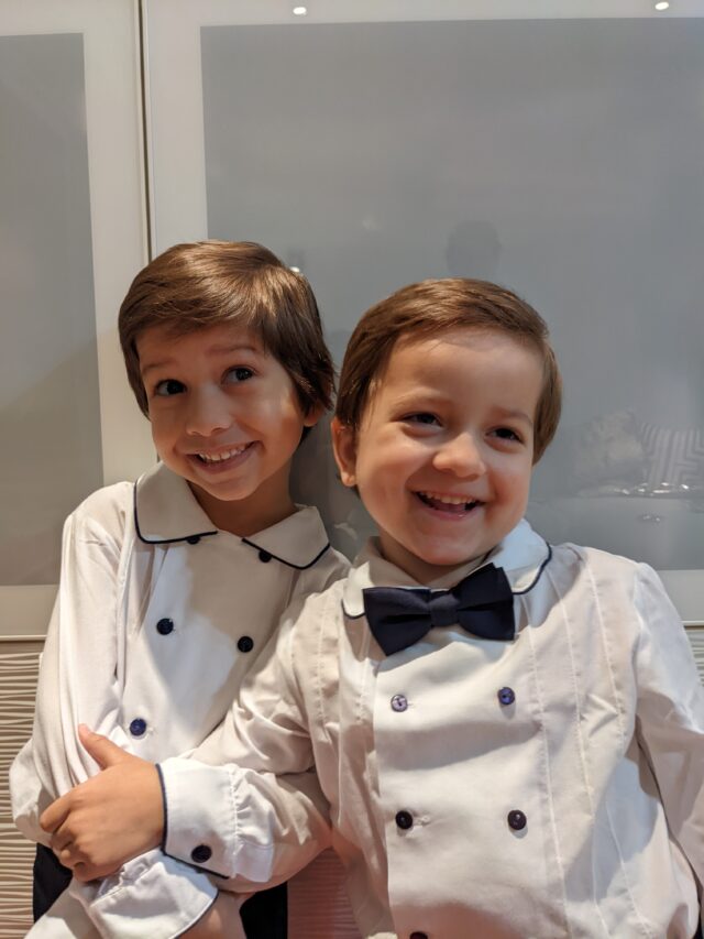 Afonso (R) with twin Gabriel 2