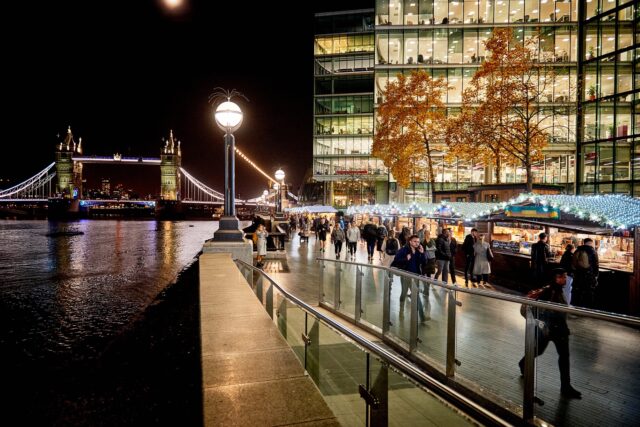 christmas-by-the-river-1.jpg