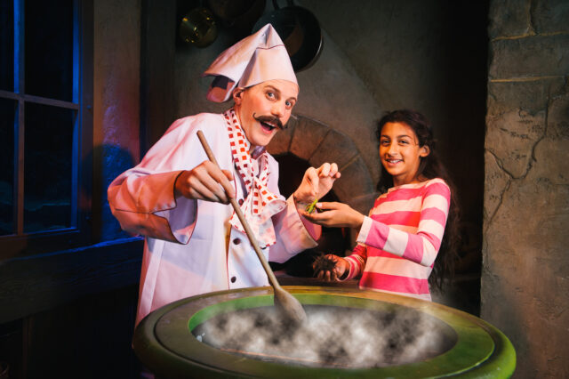 Shrek's Adventure! London - Muffin Man's House 3