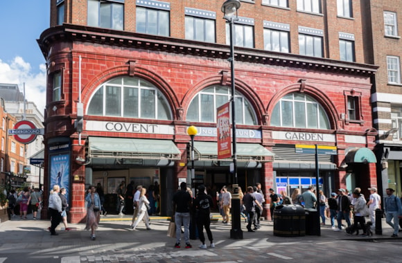 Tfl Brings Live Poetry Readings To Covent Garden Station - London Post