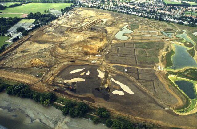 London Wetland Centre under construction