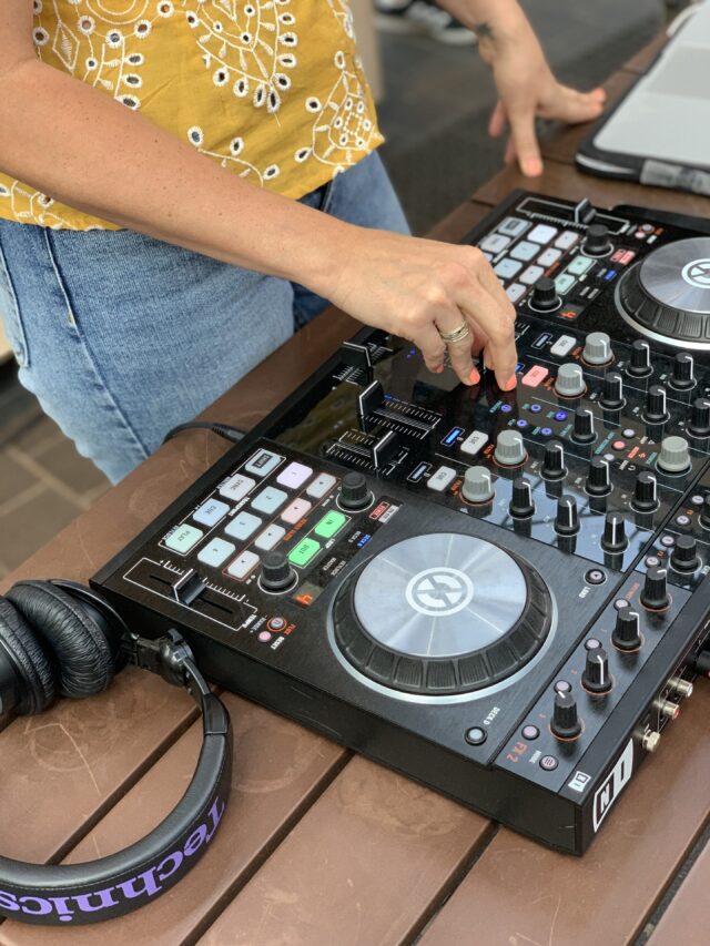 dj spit