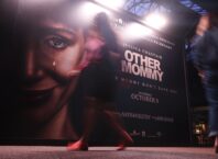 JESSICA CHASTAIN’S ‘OTHER MOMMY’ SHEDS A TEAR IN CREEPY BILLBOARD